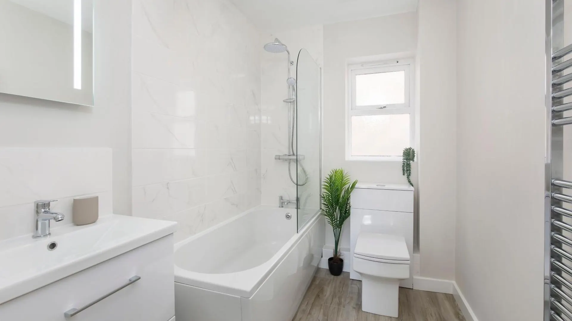 Riverside Retreat - City Centre York